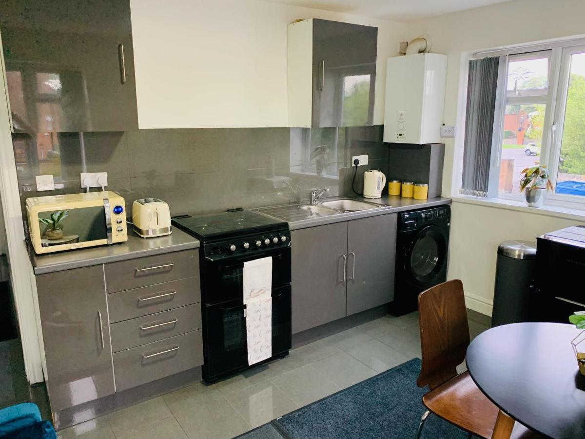 Modern & Cosy 2-Bed Apartment Near Nec, Airport & Jlr! Birmingam Exterior foto